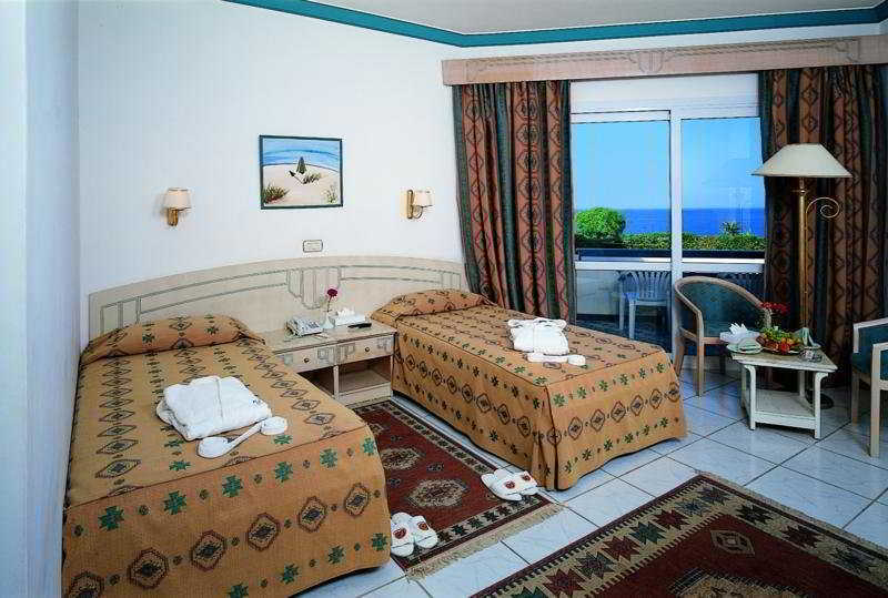 Dreams Beach Resort - Sharm El Sheikh Bilik gambar A typical hotel room